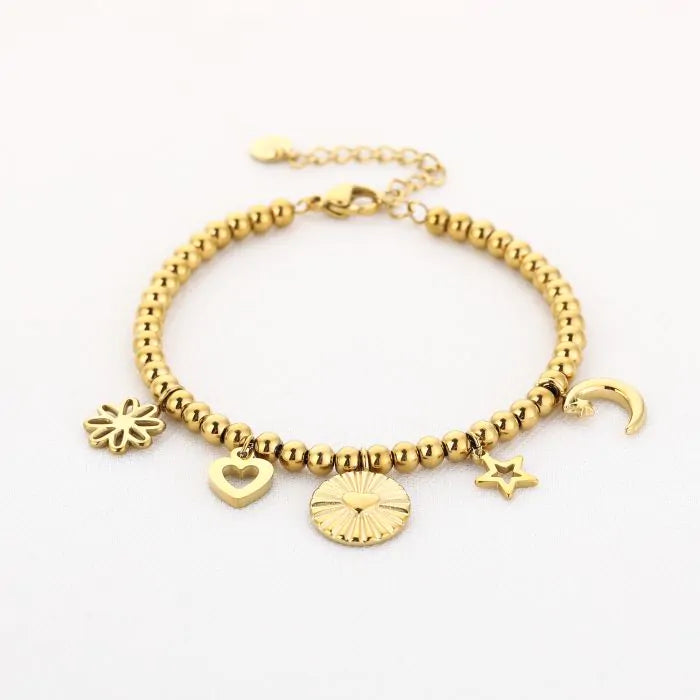 Kralen armband met bedels