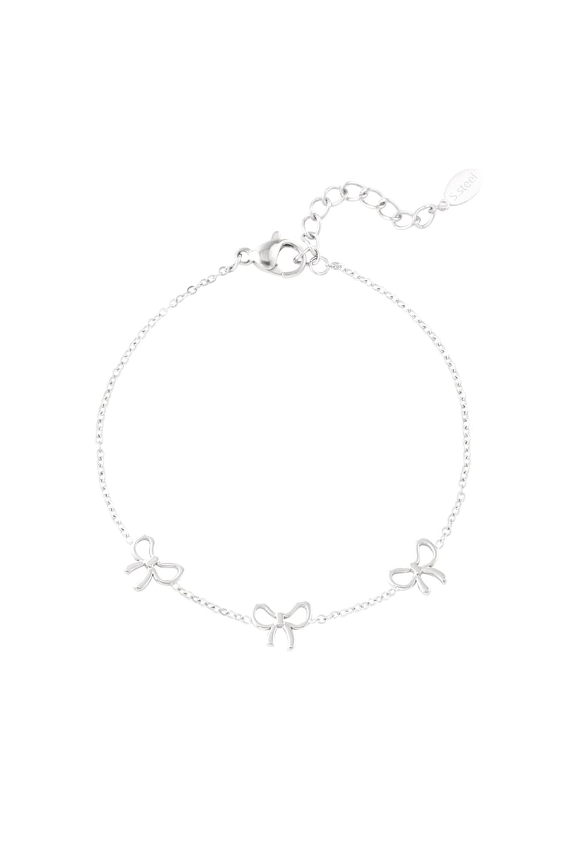charming bows armband