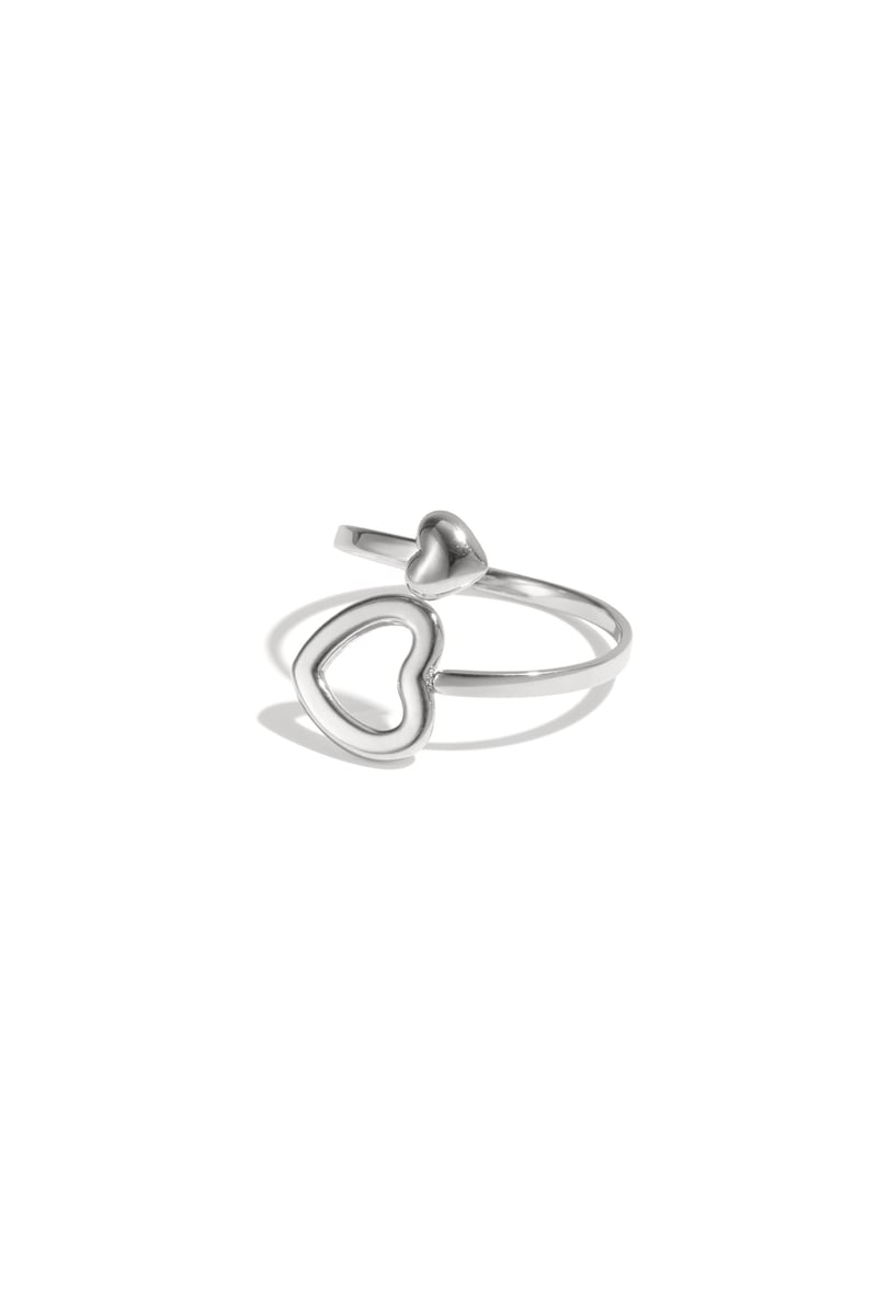 Ring met open en dicht hart