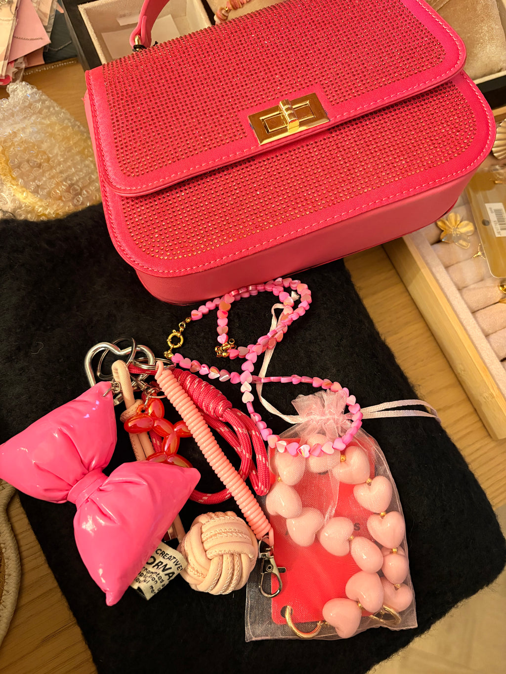 Surprise box accessoires zwart&roze