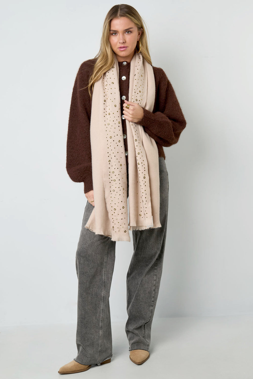 Wintersjaal met steentjes