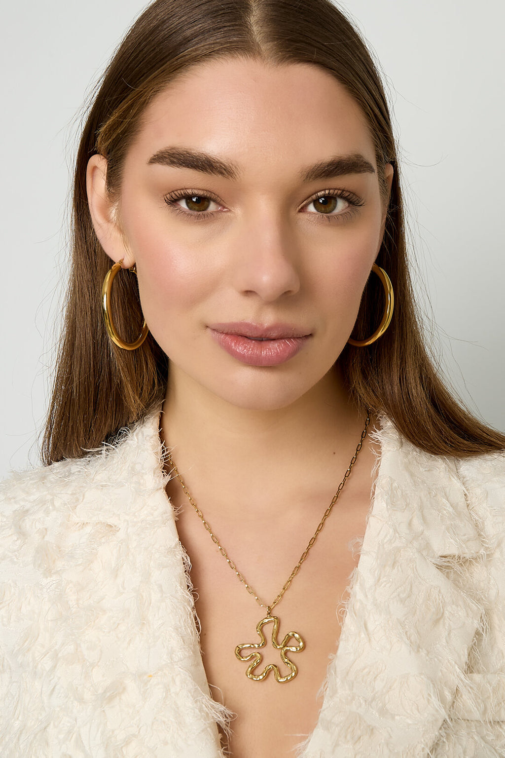 Ketting met hangende bloemcharm